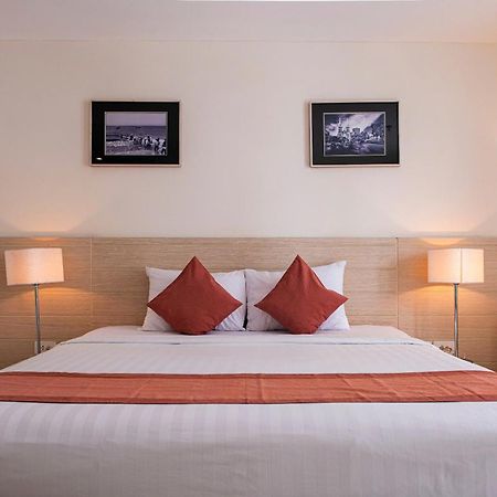 Nhi Phi Hotel Нячанг Экстерьер фото