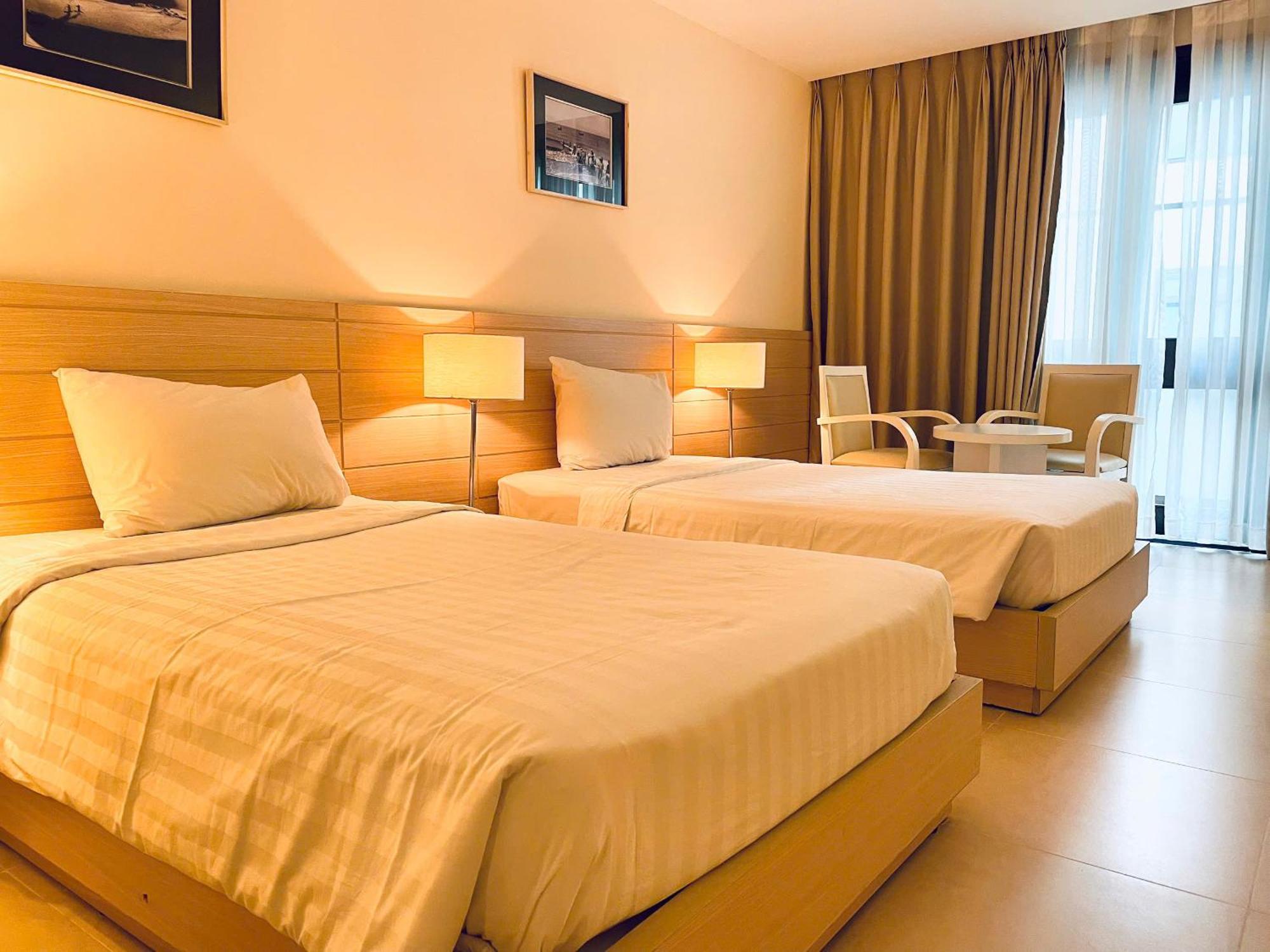 Nhi Phi Hotel Нячанг Экстерьер фото