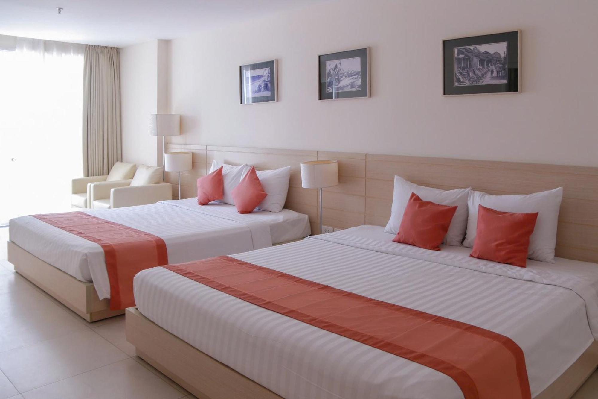 Nhi Phi Hotel Нячанг Экстерьер фото