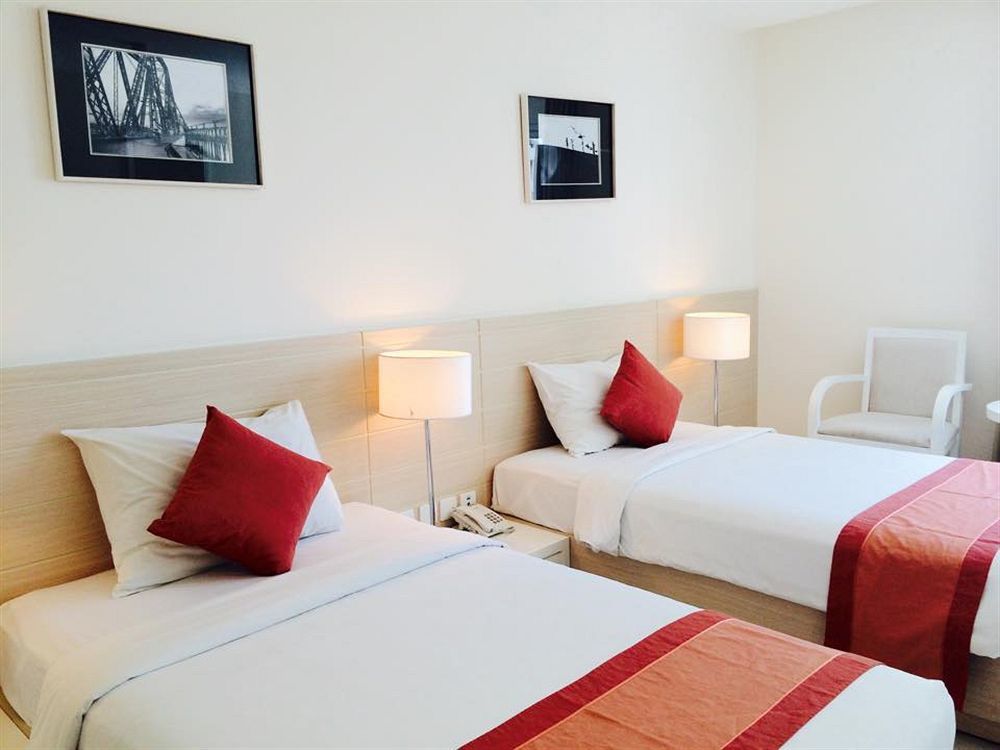Nhi Phi Hotel Нячанг Экстерьер фото